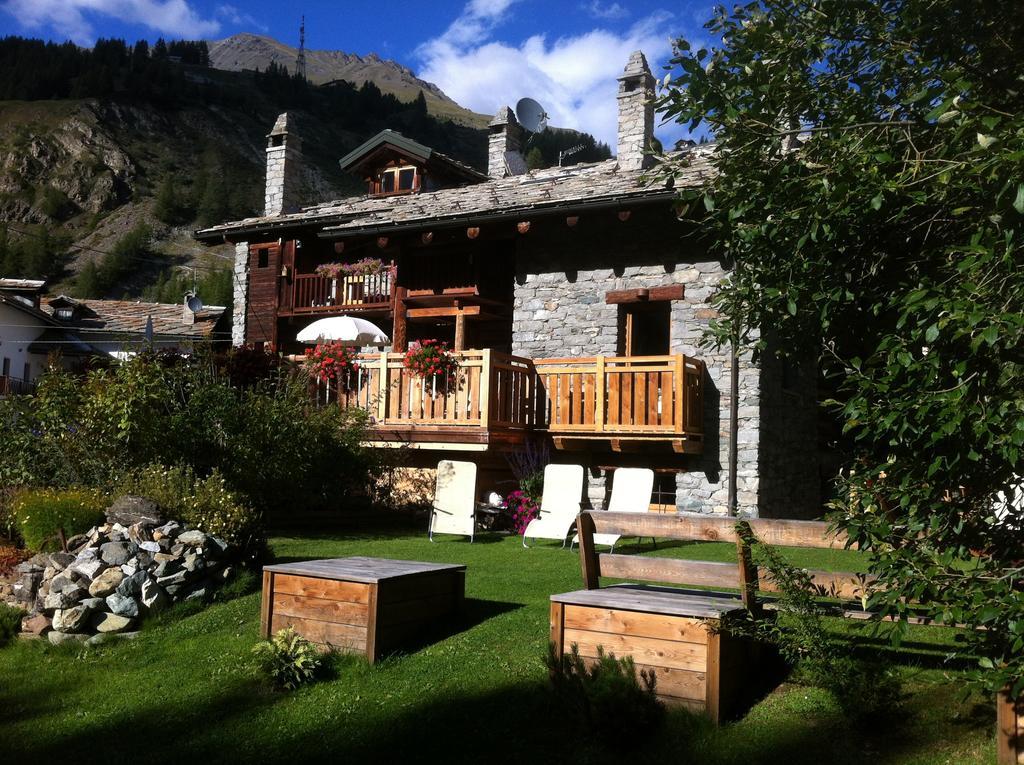 Les Trompeurs Chez Odette Bed and Breakfast Cogne Eksteriør billede